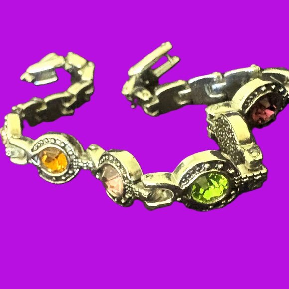 Silver Rainbow Jeweled Bracelet Size 7 with Snap Lock NWOT - Picture 5 of 12